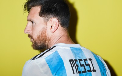 明博电竞热评-C罗和姆巴佩交换球衣