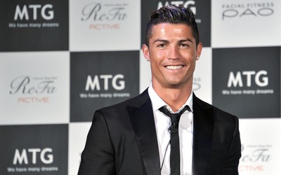 明博电竞热评-库尔图瓦与莫德里奇默契一瞥